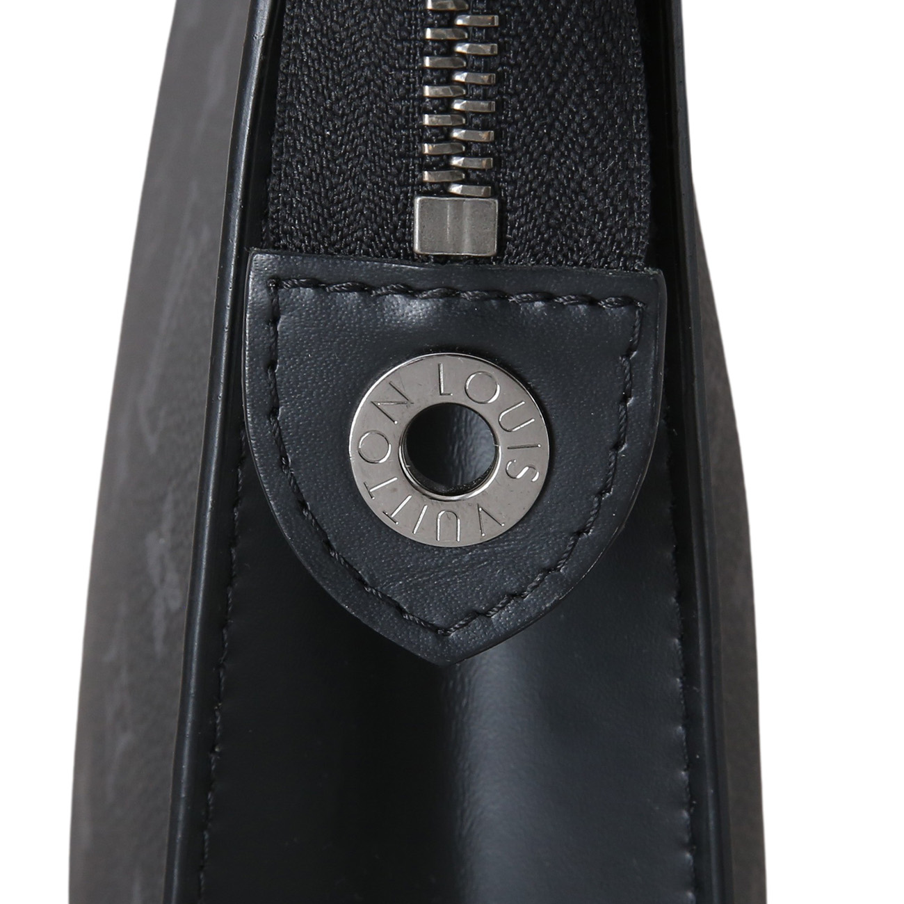 LOUIS VUITTON(USED)루이비통 모노그램 이클립스 포쉐트 보야주 MM